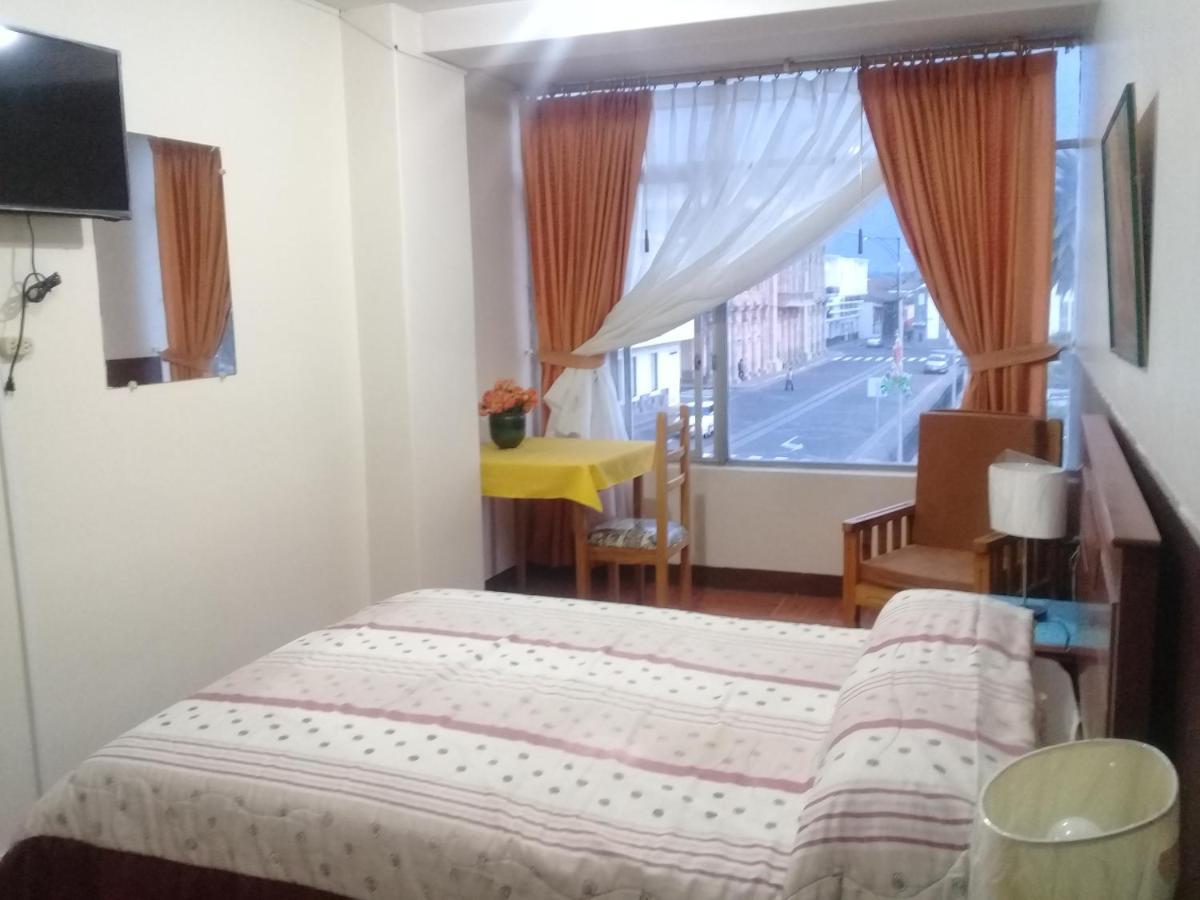 Hotel Central Латакунга Экстерьер фото